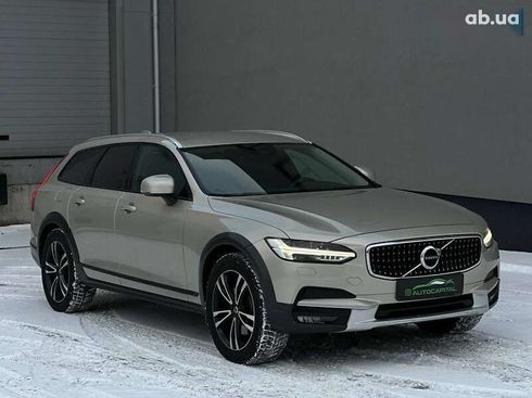 Volvo V90 Cross Country 2017 - фото 6