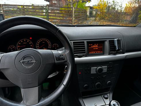 Opel Vectra 2006 серый - фото 22