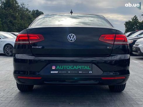 Volkswagen Passat 2017 - фото 11
