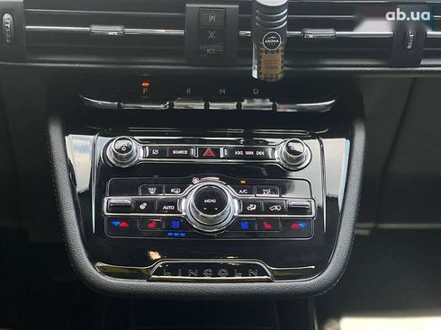 Lincoln Corsair 2022 - фото 17
