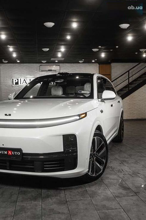 Li Auto L7 2024 - фото 8