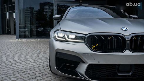 BMW M5 2018 - фото 3