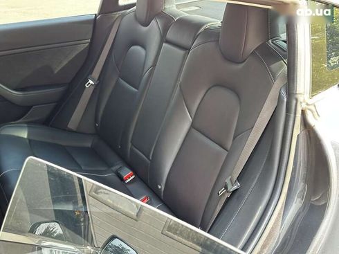 Tesla Model 3 2020 - фото 15