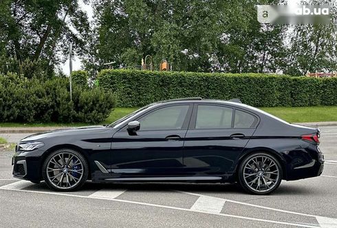 BMW 5 серия 2018 - фото 9