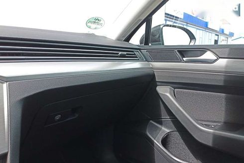 Volkswagen Passat 2021 - фото 18