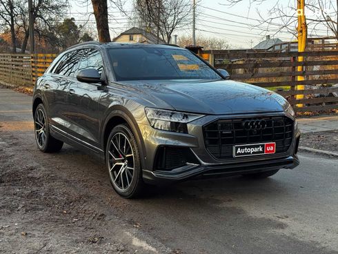 Audi Q8 2020 серый - фото 3