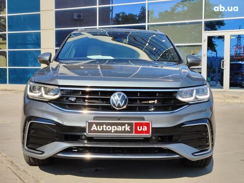 Volkswagen Tiguan 2020 серый - фото 7