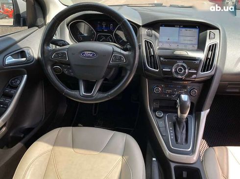 Ford Focus 2017 - фото 10