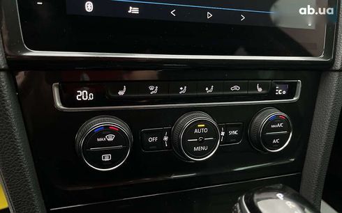 Volkswagen e-Golf 2019 - фото 12