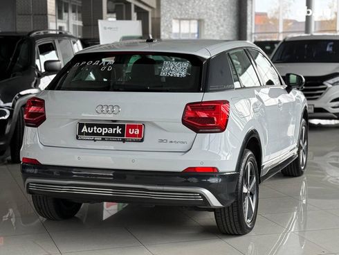 Audi Q2 2021 белый - фото 11