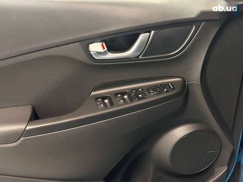 Hyundai Kona Electric 2021 - фото 14
