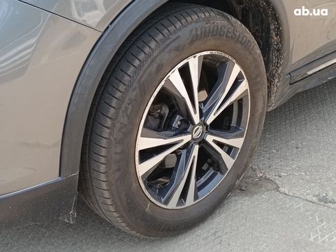 Nissan Rogue 2017 серый - фото 3