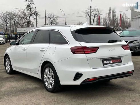 Kia Cee'd 2022 - фото 8