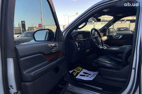 Lincoln Navigator 2020 - фото 22