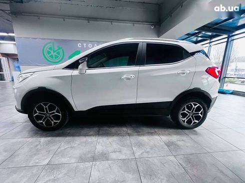 BYD Yuan EV 2022 - фото 7
