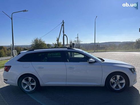 Skoda Superb 2019 - фото 4