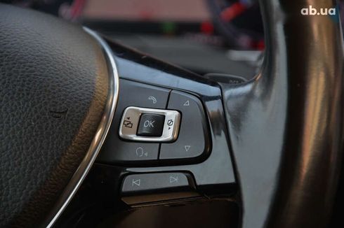 Volkswagen Passat 2016 - фото 19