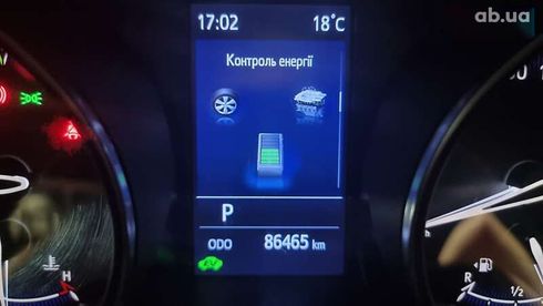 Toyota C-HR 2019 - фото 15