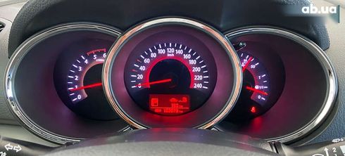 Kia Sorento 2012 - фото 14