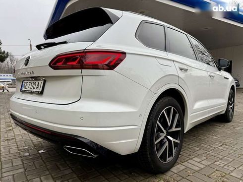 Volkswagen Touareg 2023 - фото 19