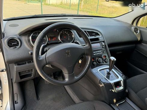 Peugeot 5008 2010 - фото 24