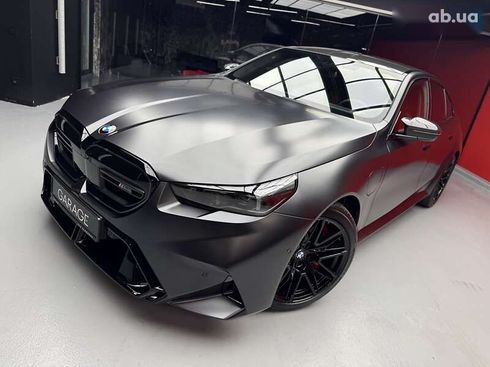 BMW M5 2025 - фото 8