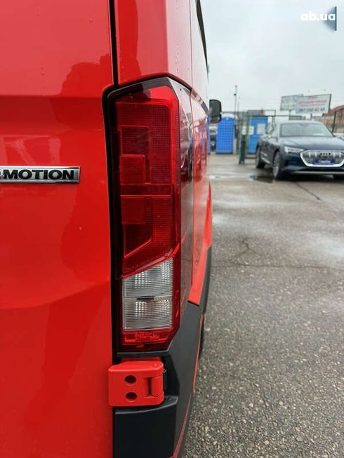 Volkswagen Crafter 2019 - фото 24