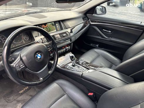 BMW 5 серия 2015 - фото 13