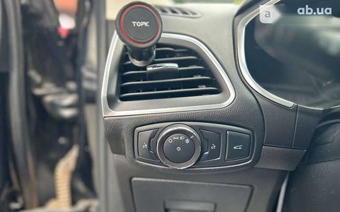 Ford Edge 2016 - фото 11