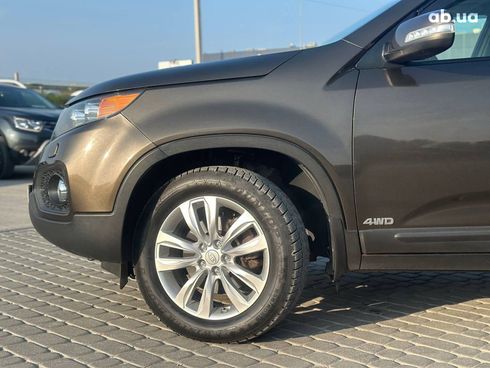 Kia Sorento 2010 коричневый - фото 4