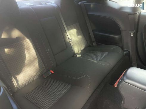 Dodge Challenger 2020 - фото 30