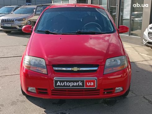 Chevrolet Aveo 2006 красный - фото 2