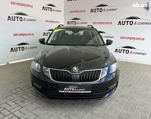 Skoda Octavia 2017 - фото 2