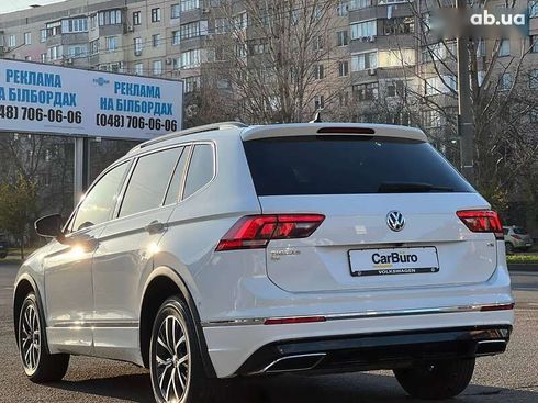 Volkswagen Tiguan 2018 - фото 14