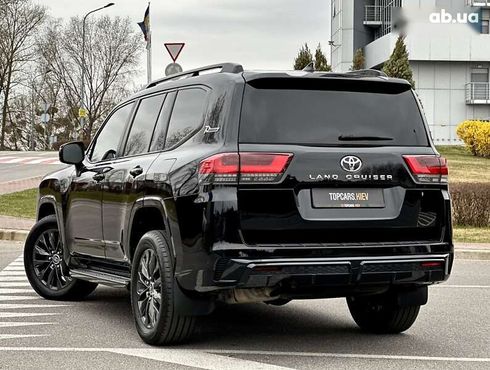 Toyota Land Cruiser 2021 - фото 8