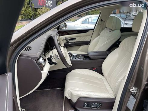 Bentley Bentayga 2017 - фото 18