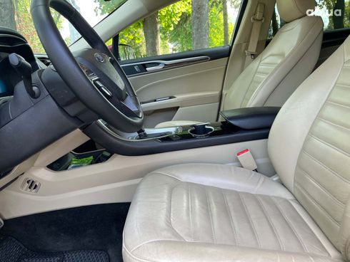 Ford Fusion 2015 красный - фото 24