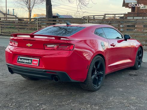 Chevrolet Camaro 2016 красный - фото 7