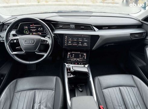 Audi E-Tron 2021 - фото 7