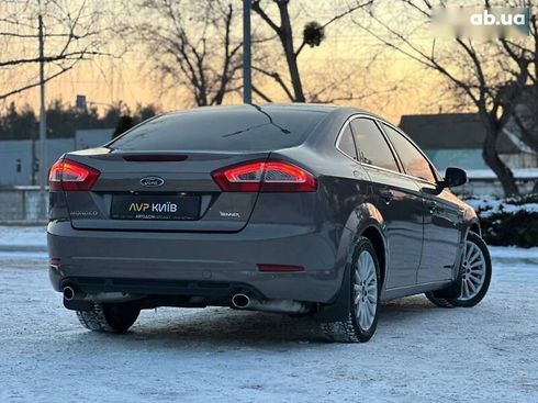 Ford Mondeo 2012 - фото 21