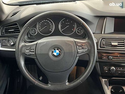 BMW 5 серия 2017 - фото 28