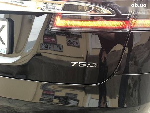 Tesla Model S 2018 - фото 10