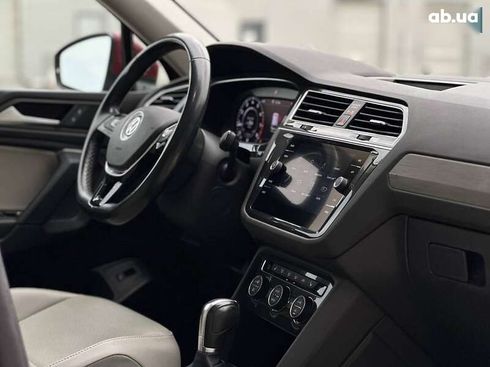 Volkswagen Tiguan 2018 - фото 17
