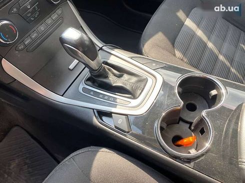 Ford Galaxy 2017 - фото 17