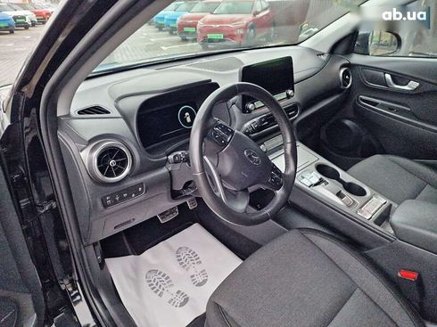 Hyundai Kona 2021 - фото 24