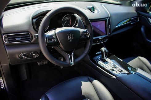 Maserati Levante 2018 - фото 26