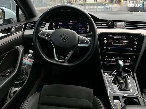 Volkswagen Passat 2021 - фото 20