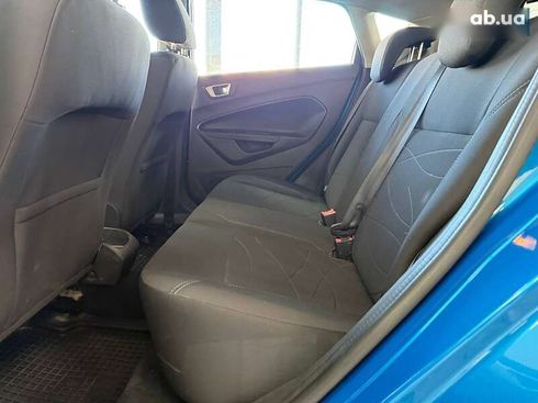 Ford Fiesta 2015 - фото 29