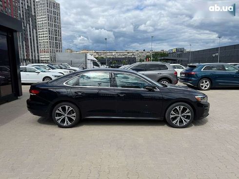 Volkswagen Passat 2019 - фото 7