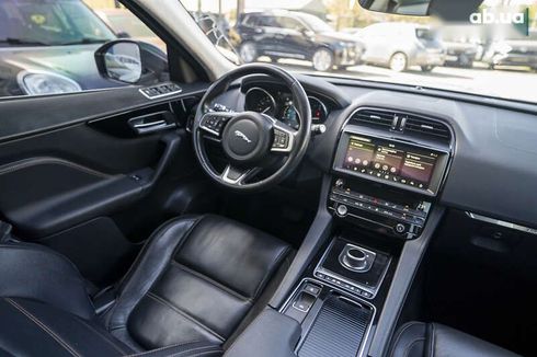 Jaguar F-Pace 2020 - фото 19